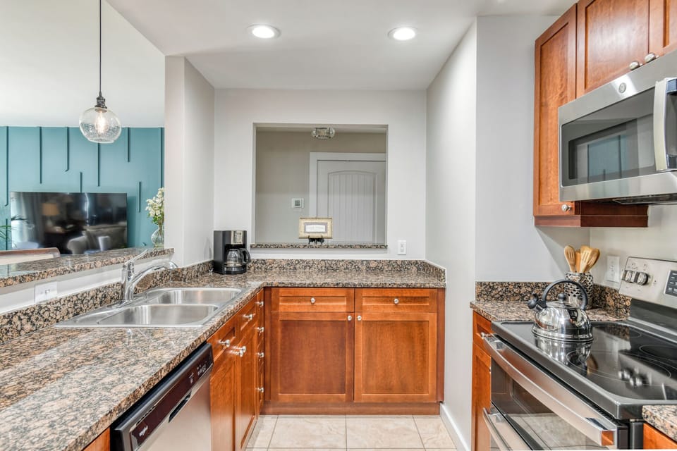 Full Kitchen
