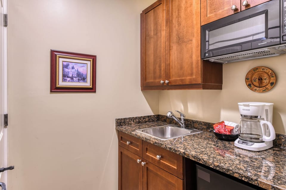 Kitchenette