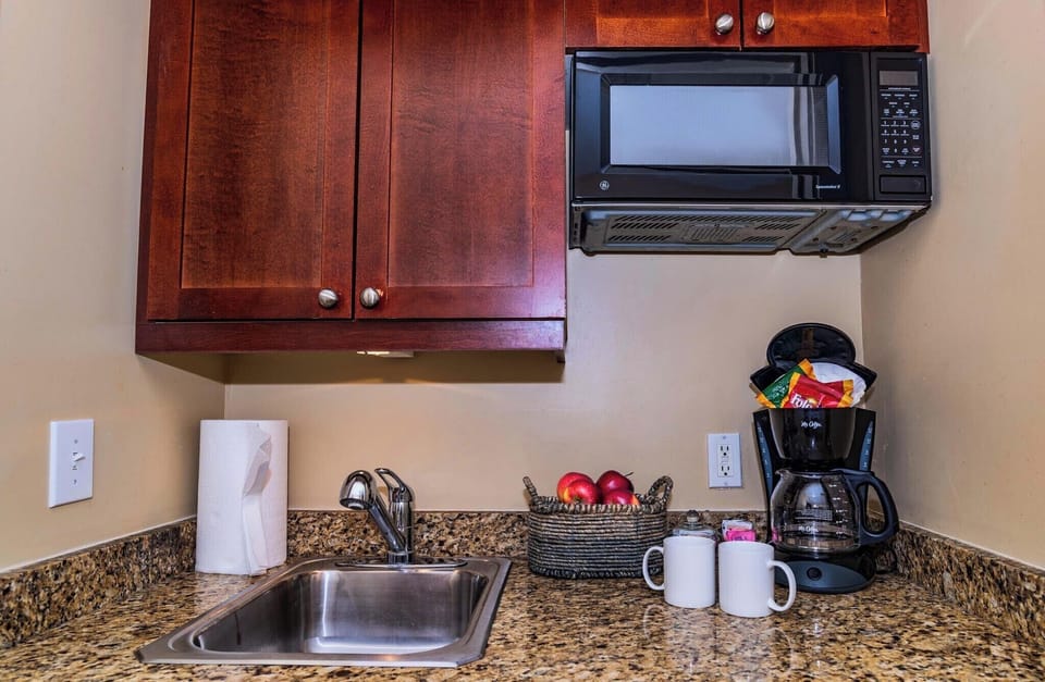 Kitchenette