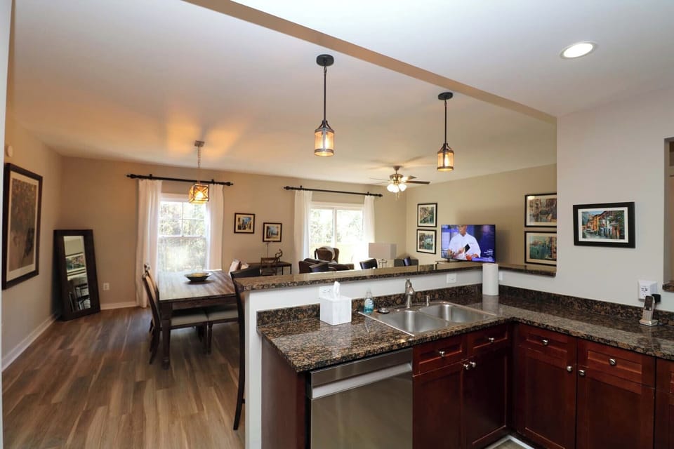 Kitchen to Dining Area