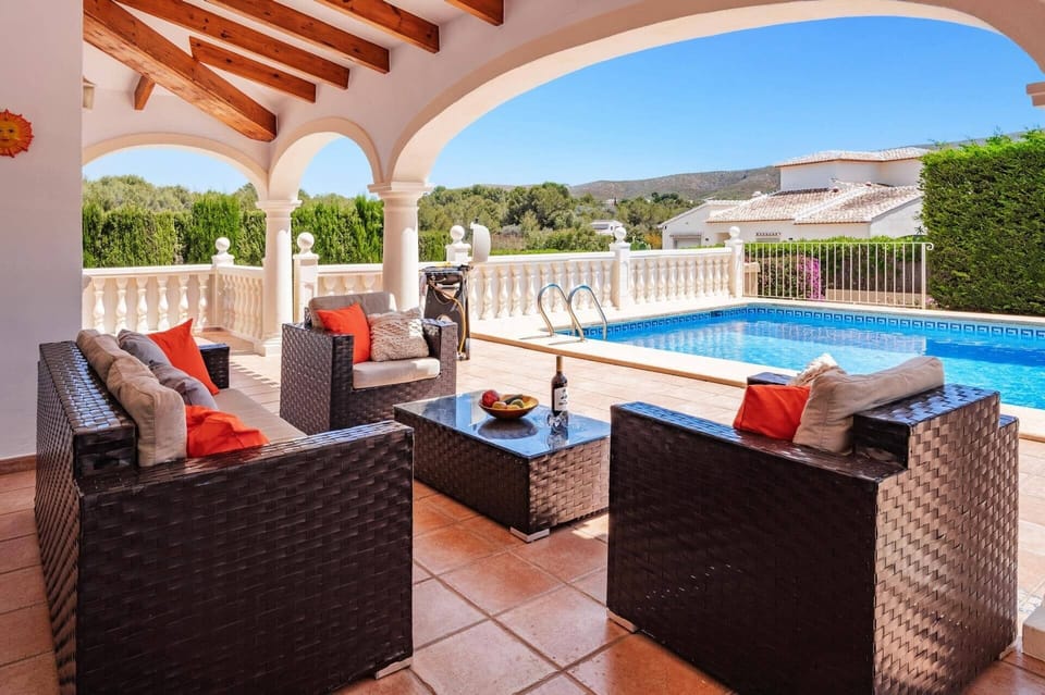 Villa Elemed image