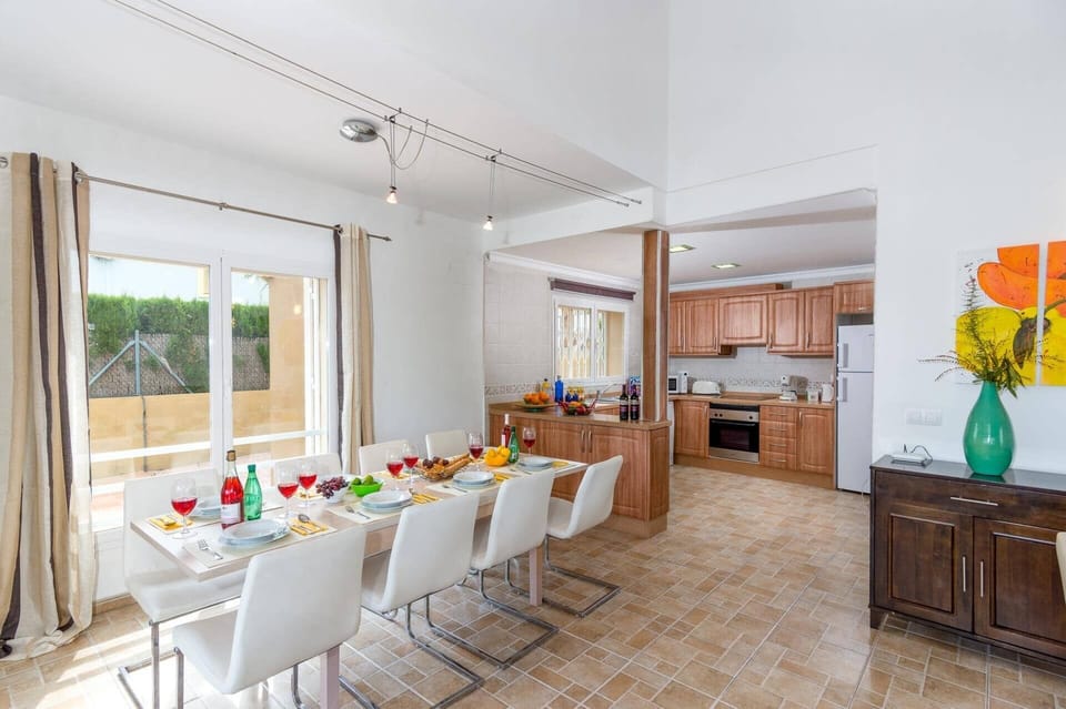 Villa Limones image