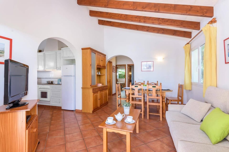 Villa Mikel image