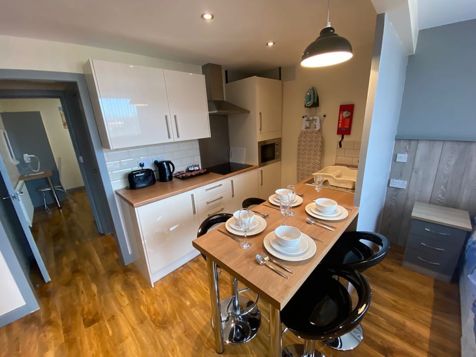 Apartment 5 kitchen