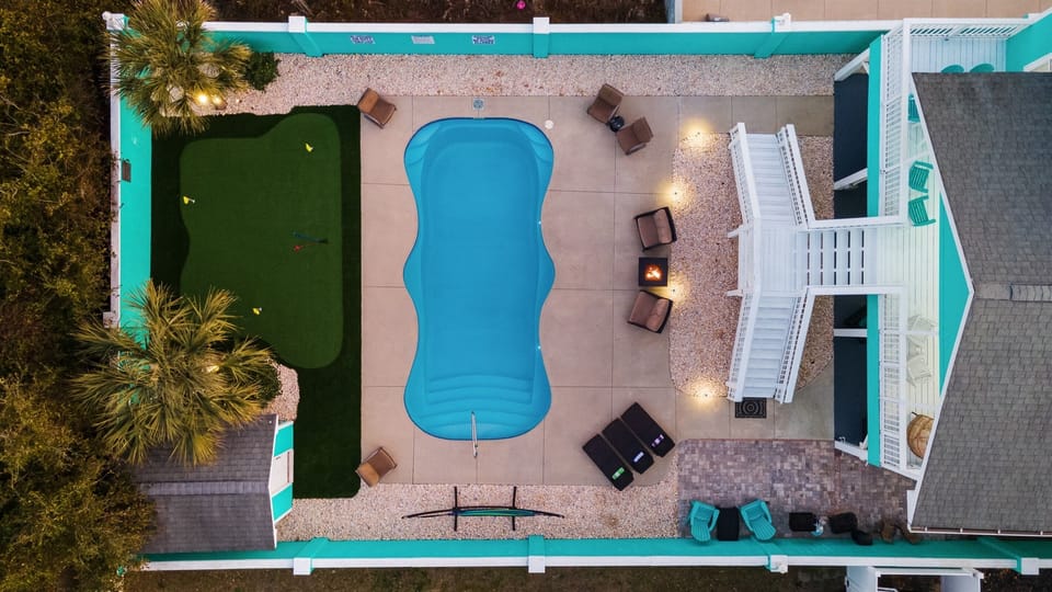 Resort Style Amenities all to Yourself!