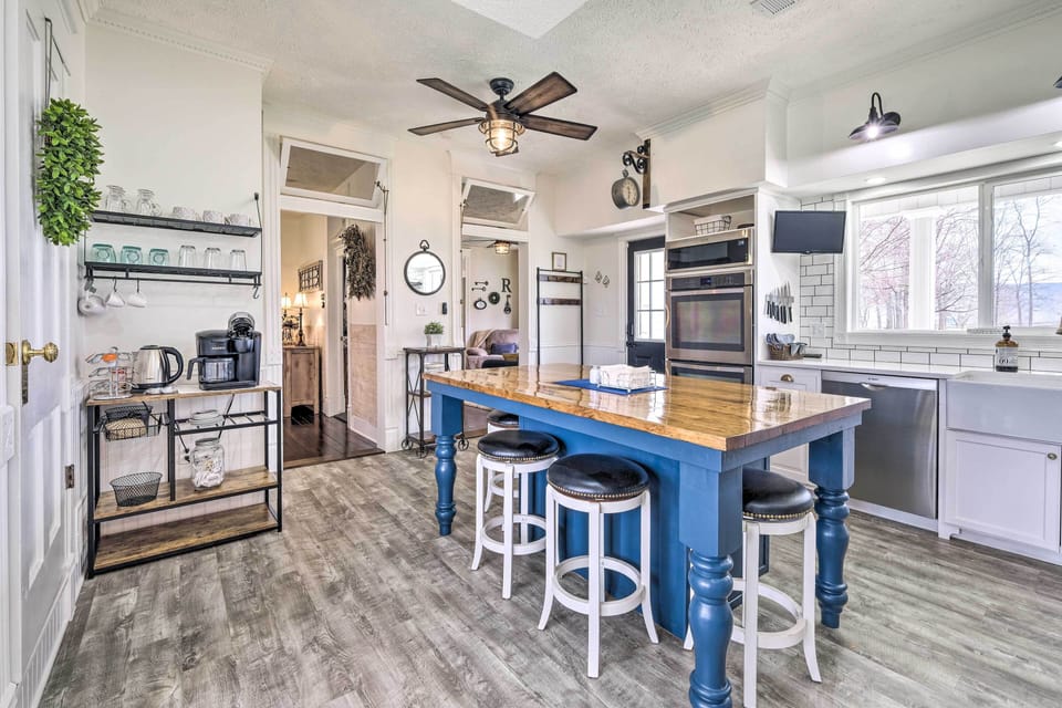 Fully Equipped Kitchen | Peaceful & Quiet Country Setting