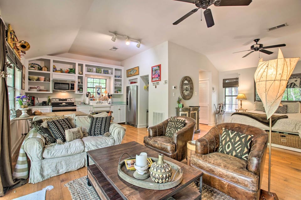 Living Area | Central Heat & A/C