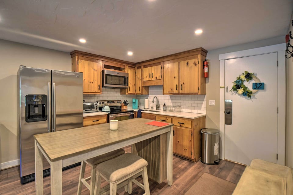 Kitchen | Well-Equipped