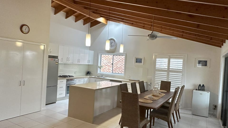 Kitchen and dining area.