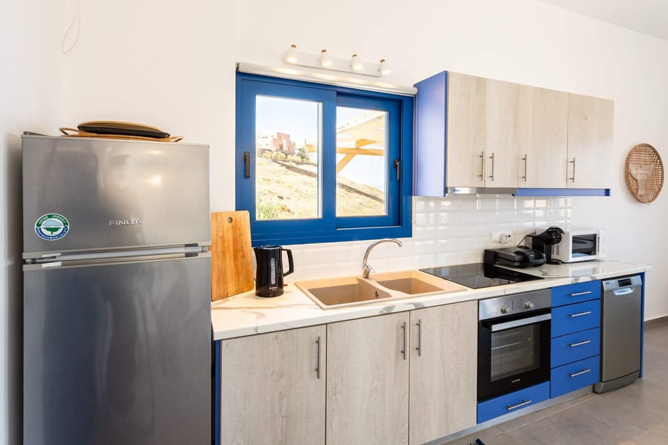 Prepare your favorite meals in our fully equipped kitchen