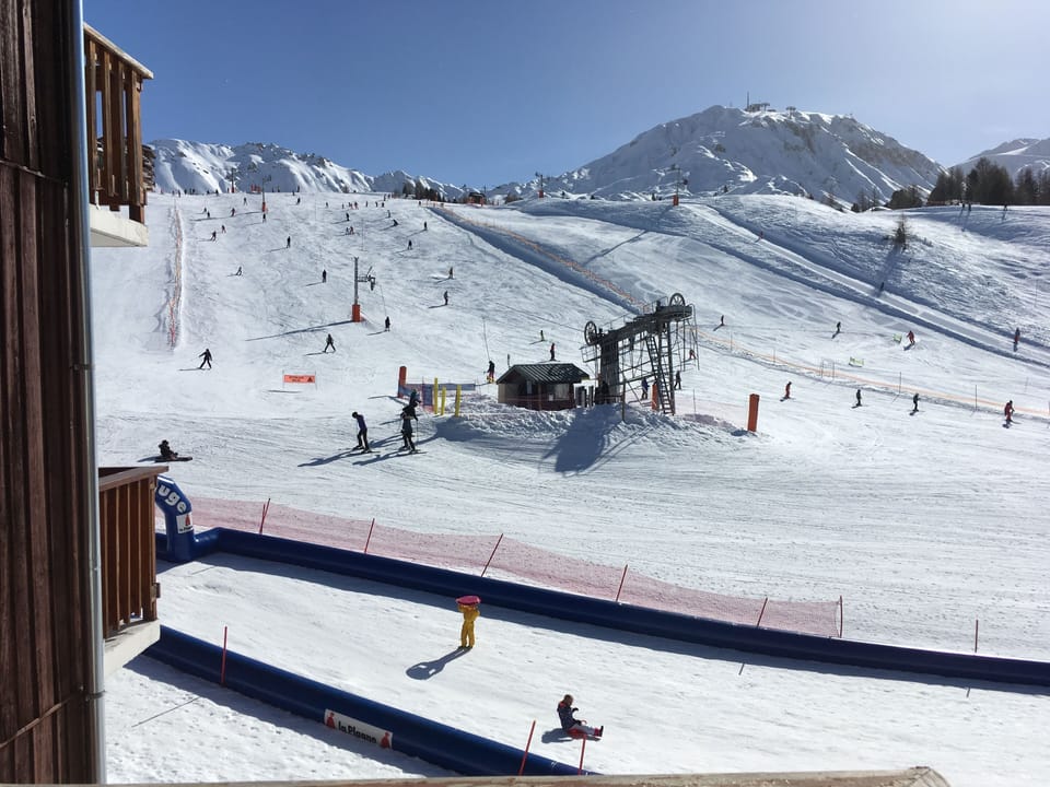 Snow and ski sports