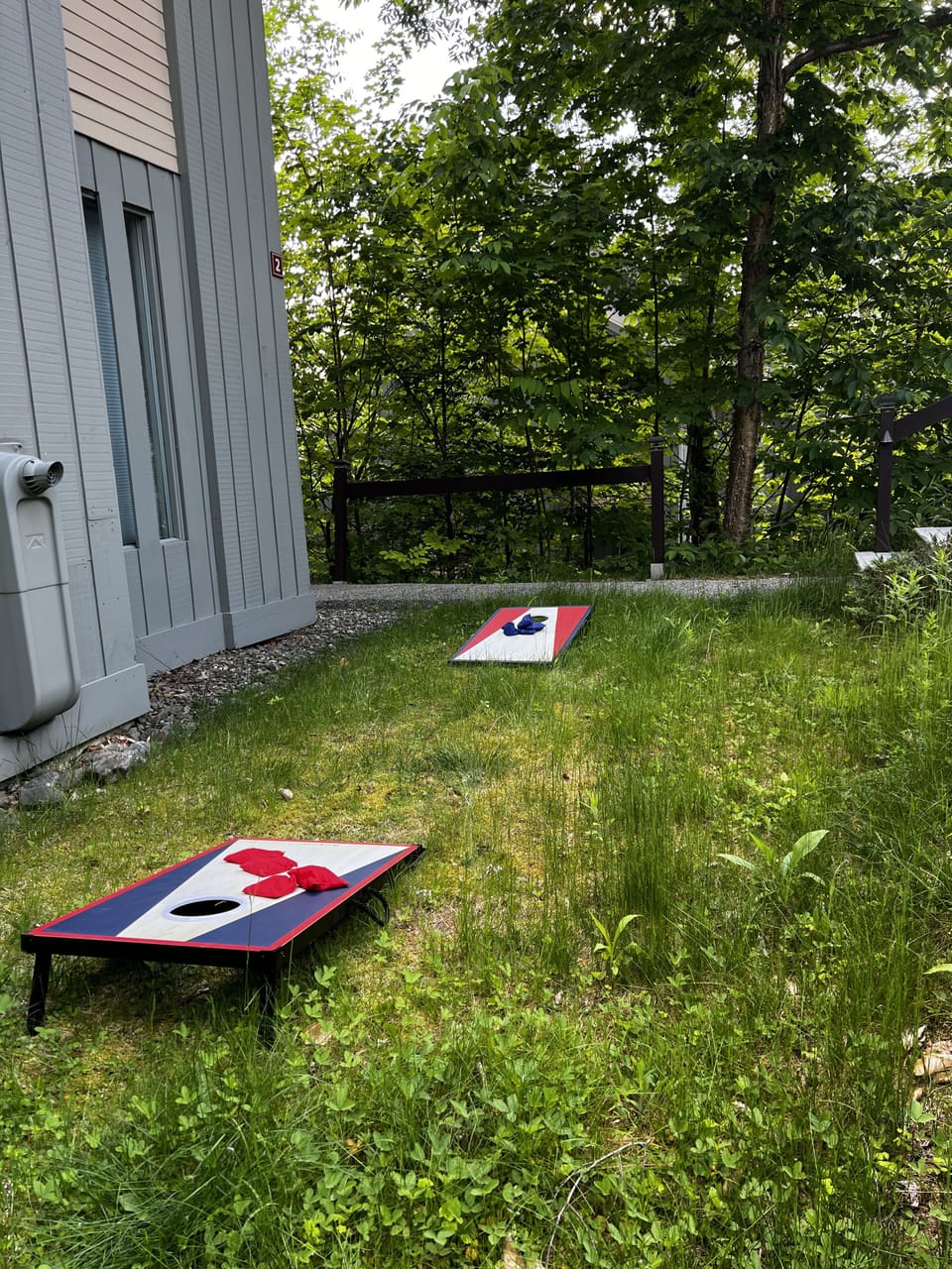 Outdoor space for small lawn games