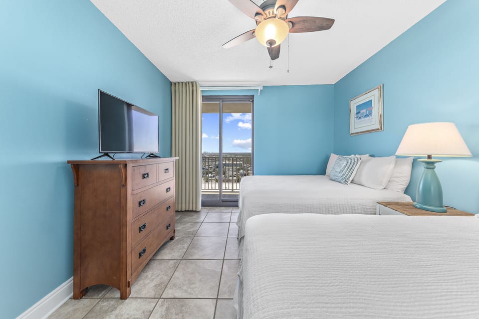 Bedroom 3, 2 Full size beds