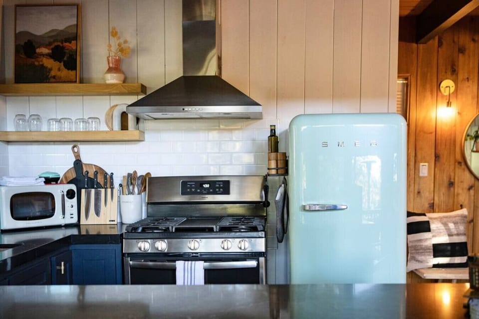 Prepare your favorite meals in the spacious, fully equipped kitchen.