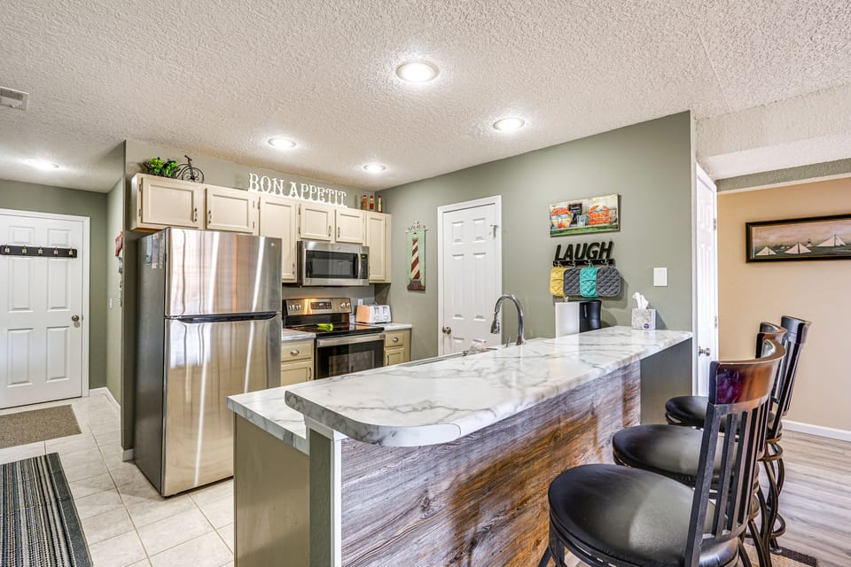 Kitchen | Fully Equipped