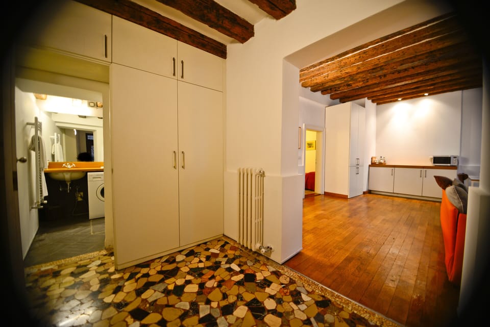 entrance and living area