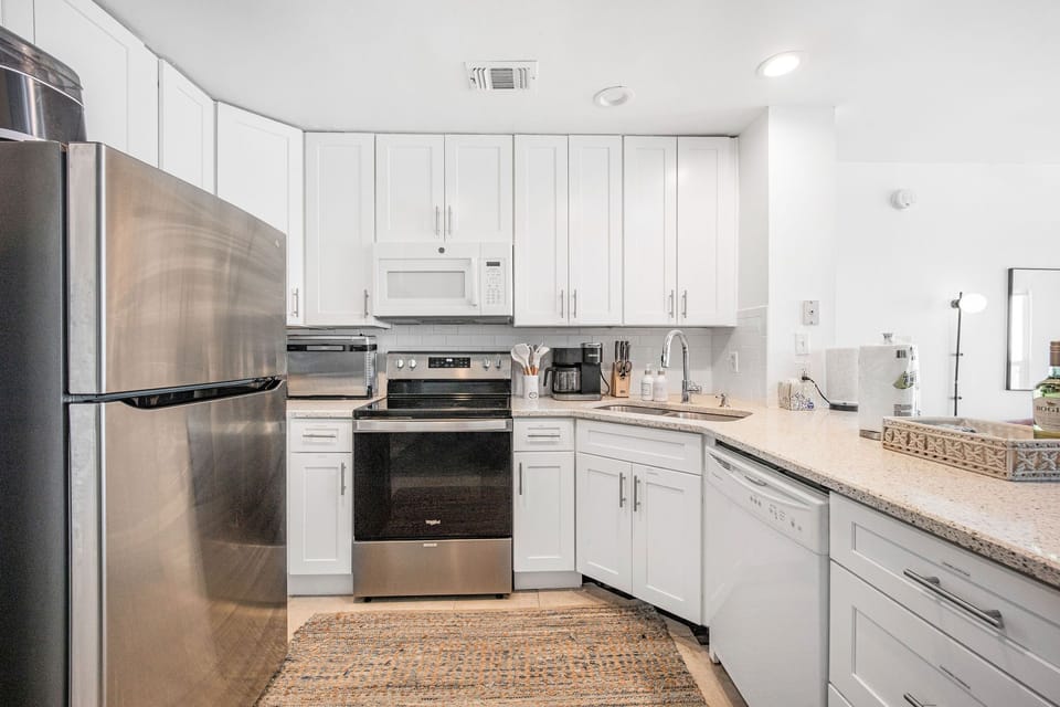 Well equipped Kitchen