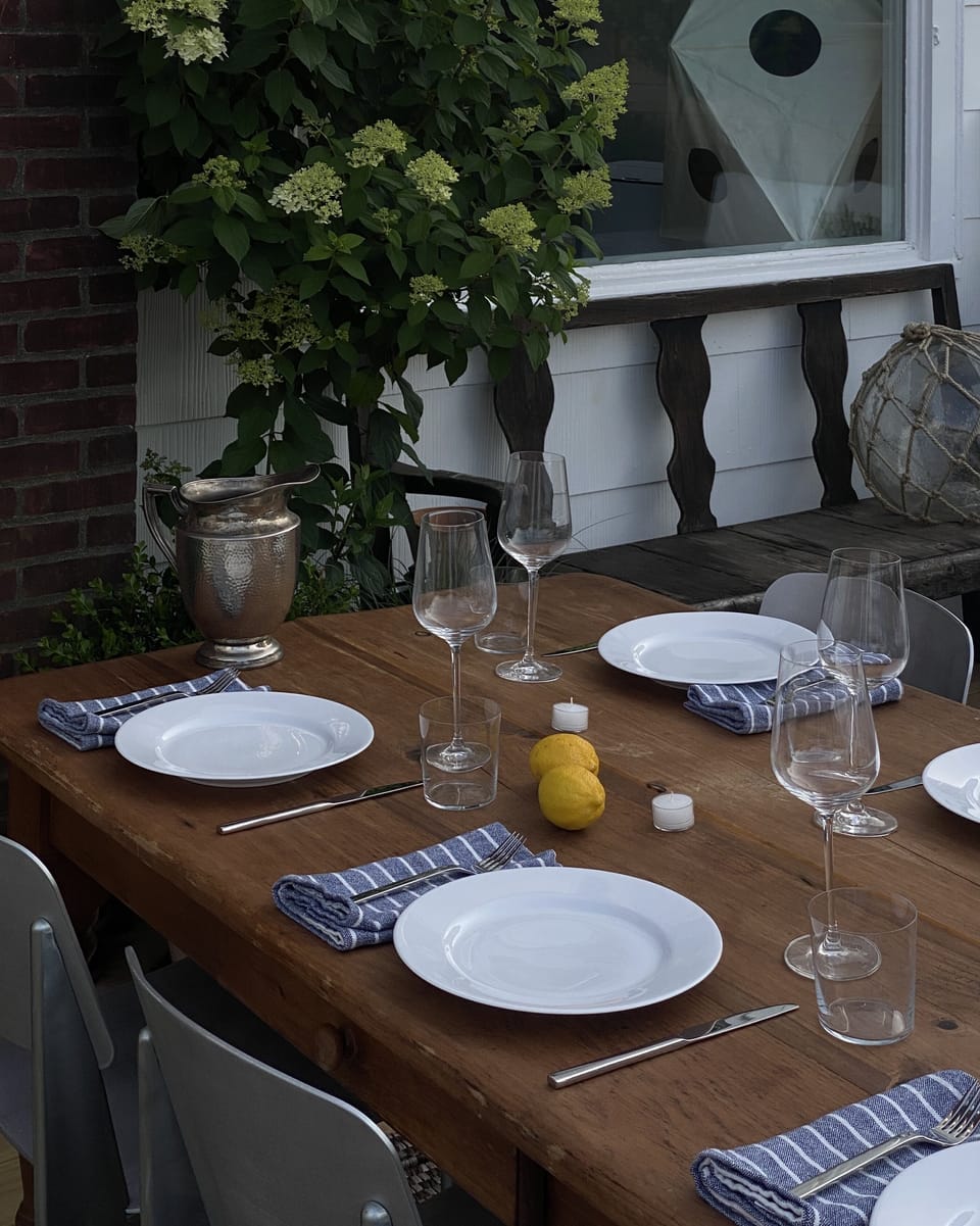 Outdoor dining
