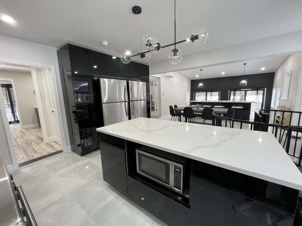Fully Stocked Kitchen