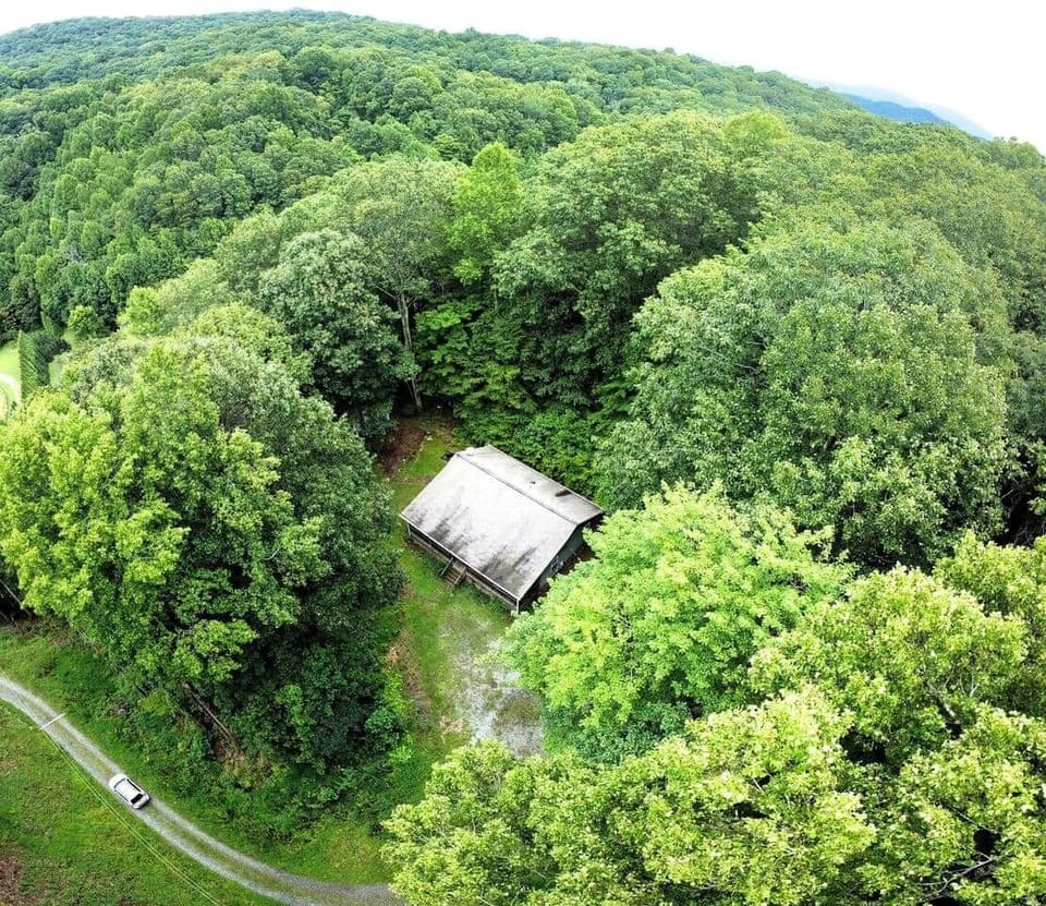 Secluded and quiet!!