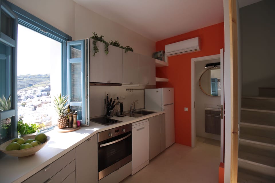 Kitchen & Staircase