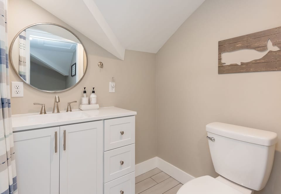 upstairs bathroom