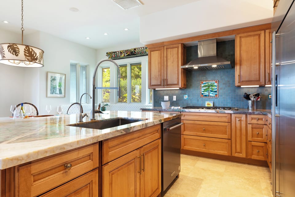 Welcome to a entertainer's galore! Exceptional layout and design 