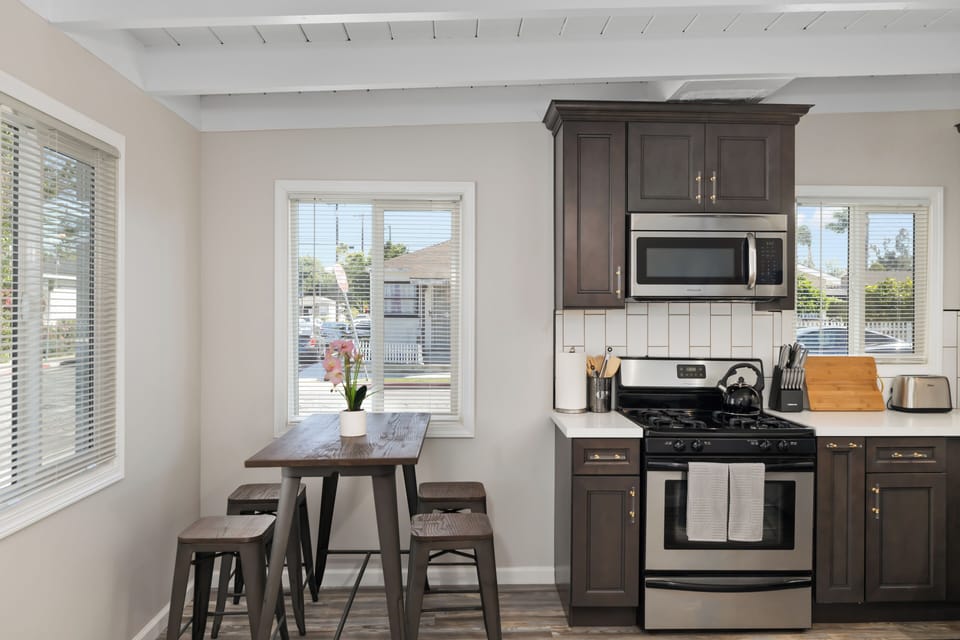 Kitchen and dining area