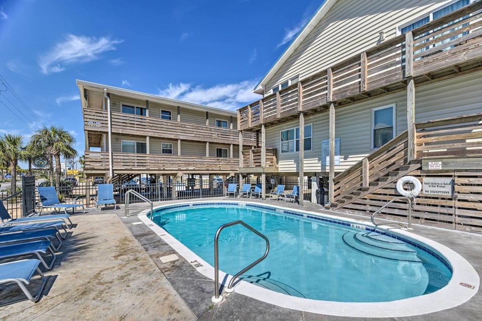 Community Pool | Keyless Entry