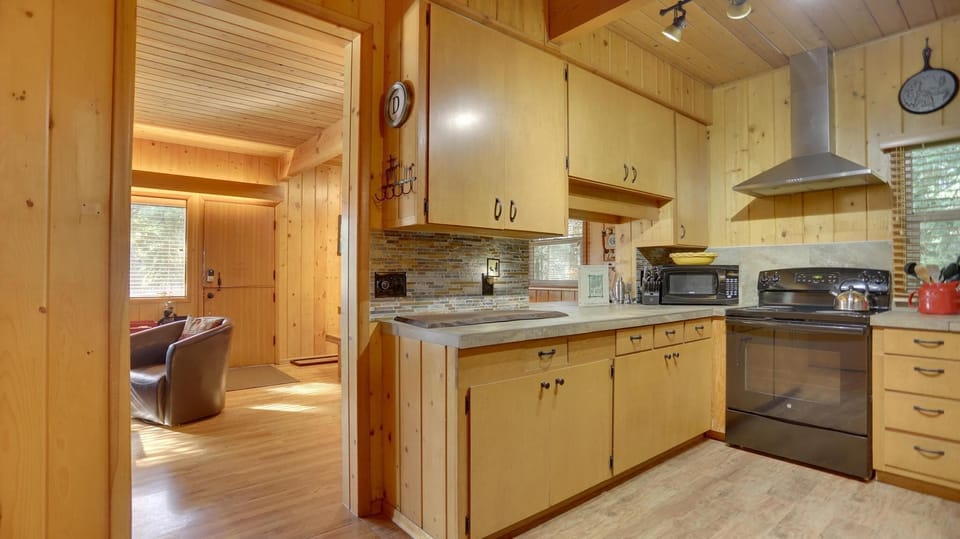 Moosewood Cabin Kitchen