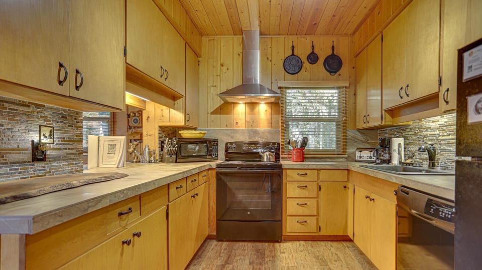 Moosewood Cabin Kitchen