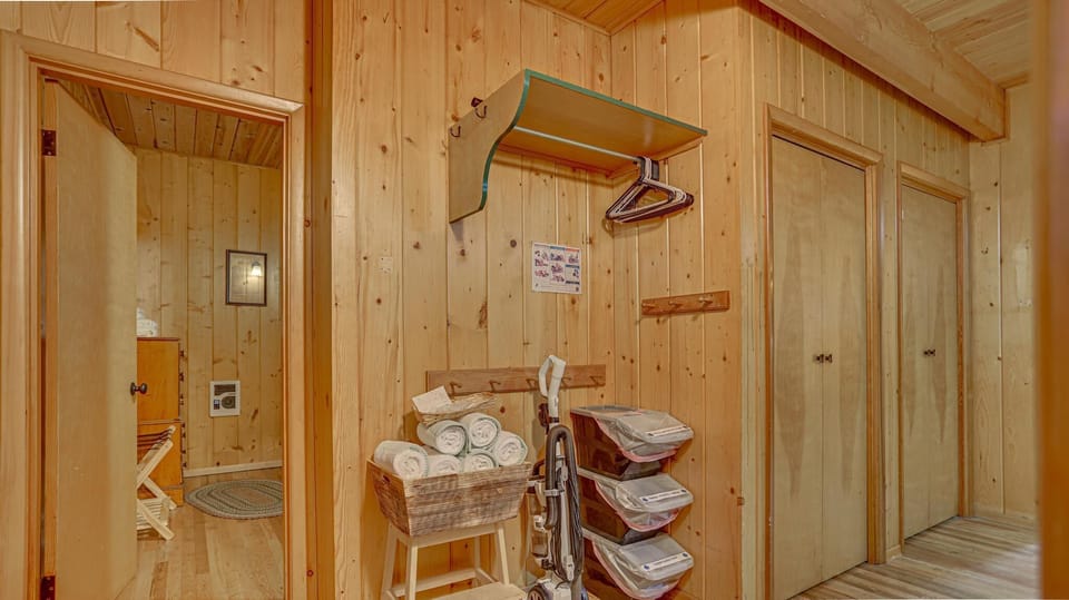 Moosewood Cabin