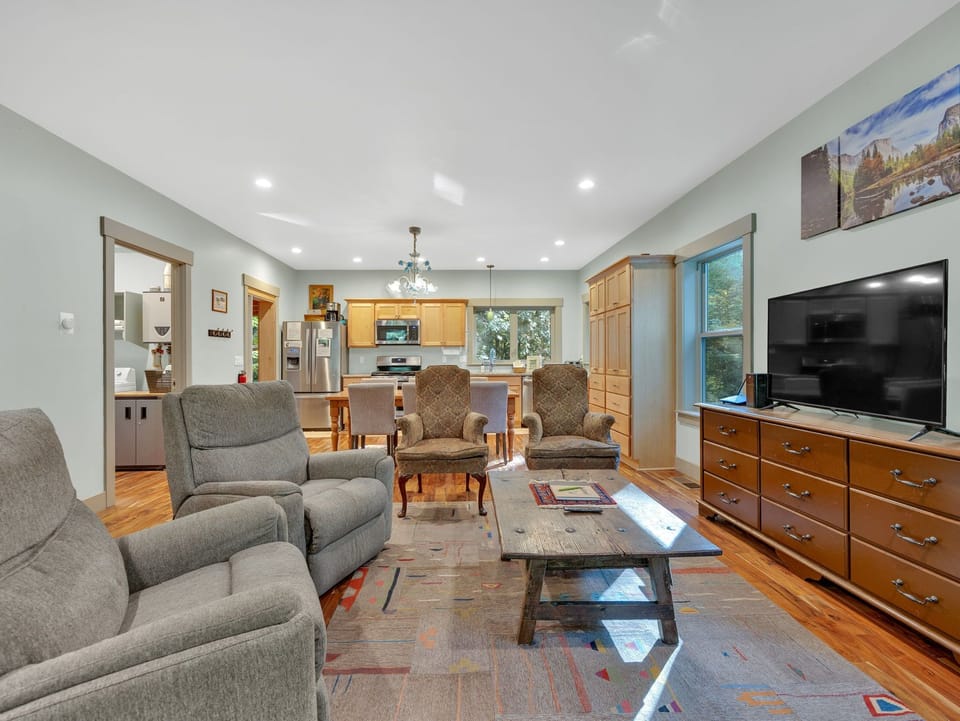7-web-or-mls-20251015-1727