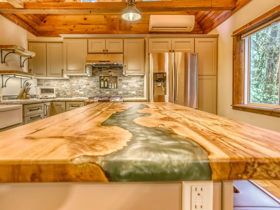 Kitchen island