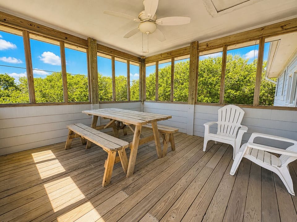 Screened Porch 2026