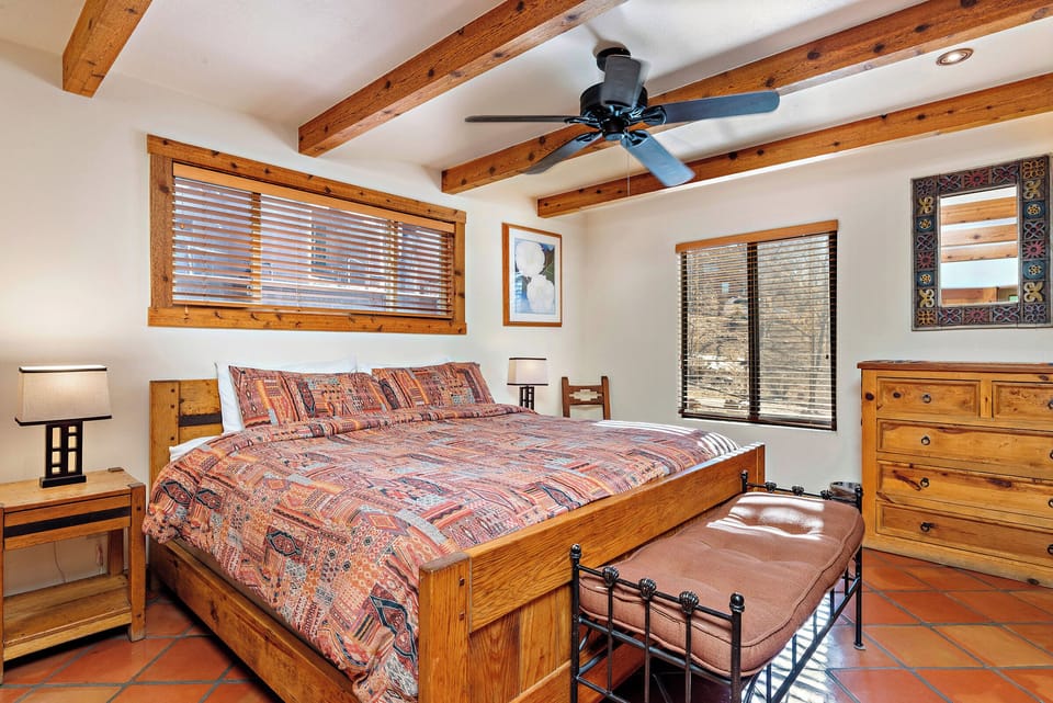 Primary Bedroom with 1 King Bed