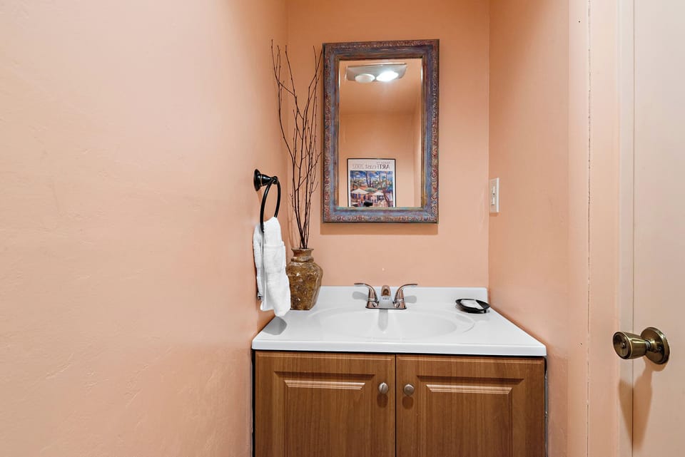 Powder Room / Half Bathroom