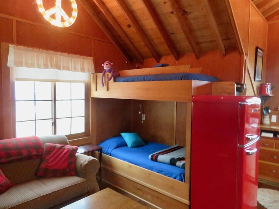 Loft bunks