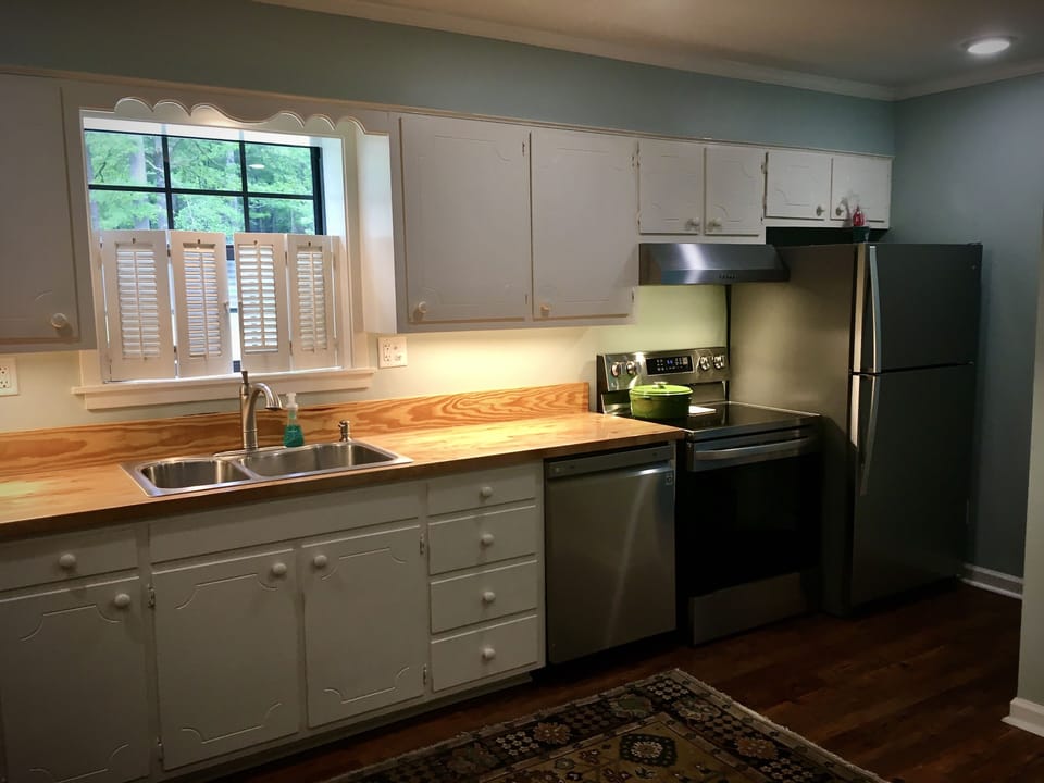 Full kitchen. 