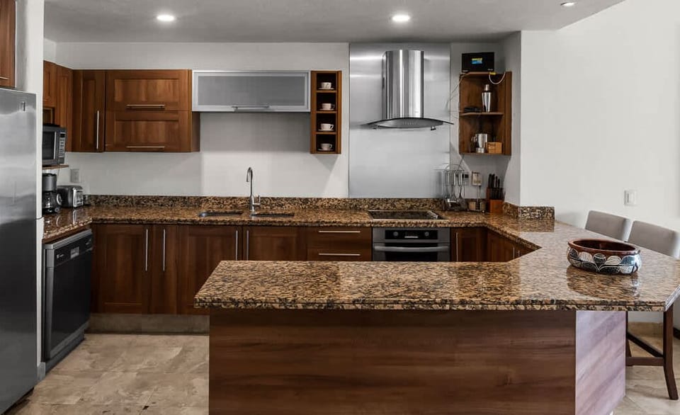 Fully equipped kitchen