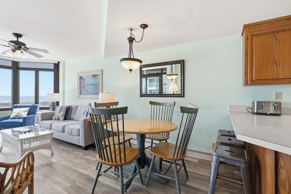 Home Decor, Dining Room, Dining Table, Furniture, Indoors