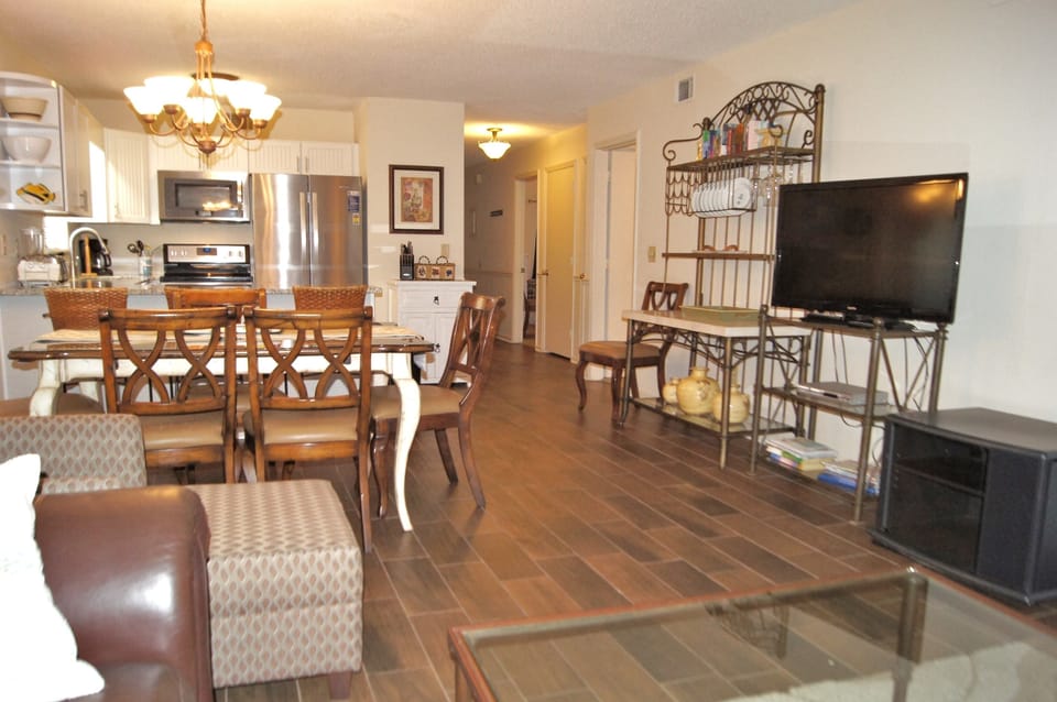 Living Room/Dining Room/Kitchen