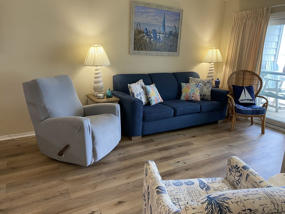 Couch, Furniture, Architecture, Building, Indoors