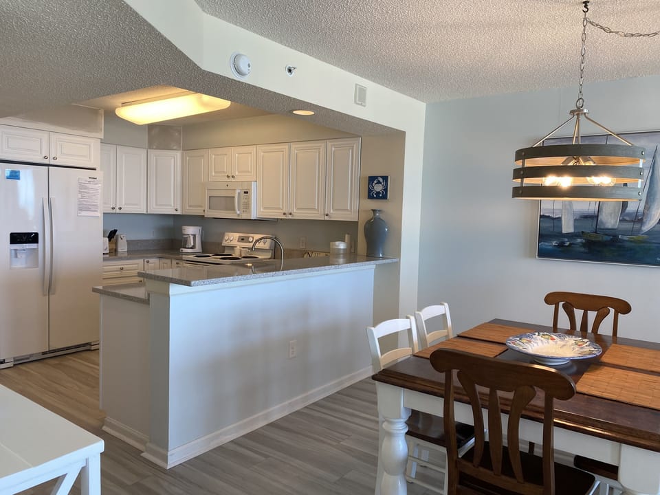 Flooring, Room, Indoors, Hardwood, Chair