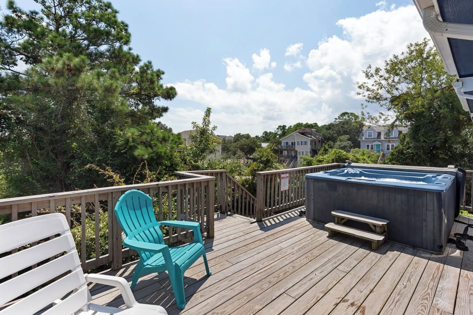 Hang out in your bubbly Hot Tub and enjoy the views from your fantastic Furnished Sun Deck.