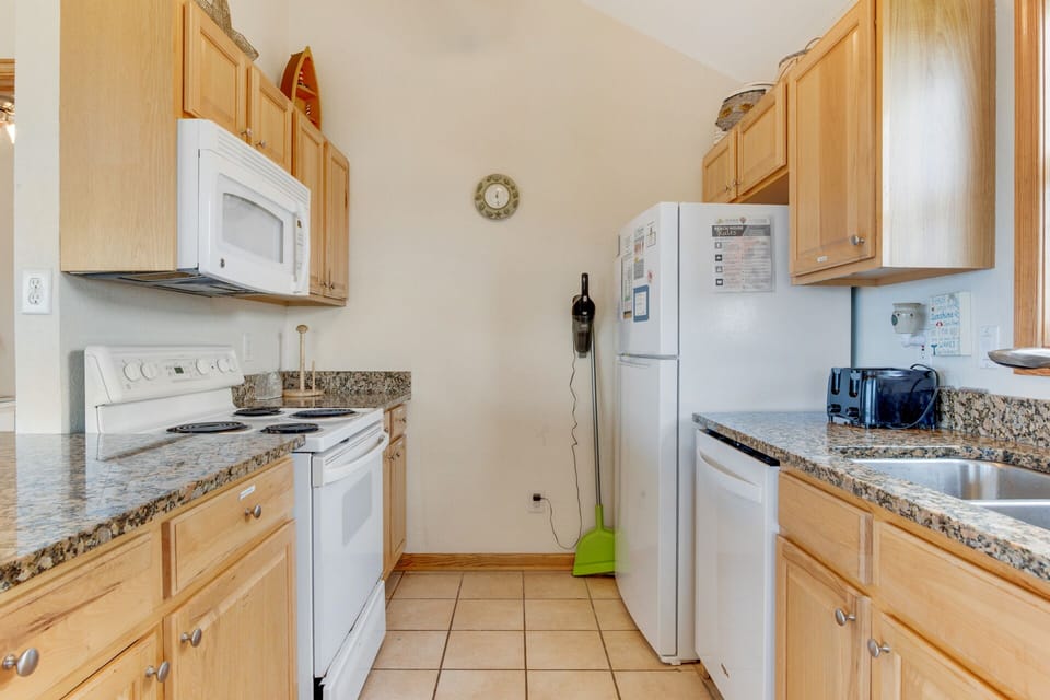 Whip up a delicious meal that the whole family will love in the modern Kitchen.