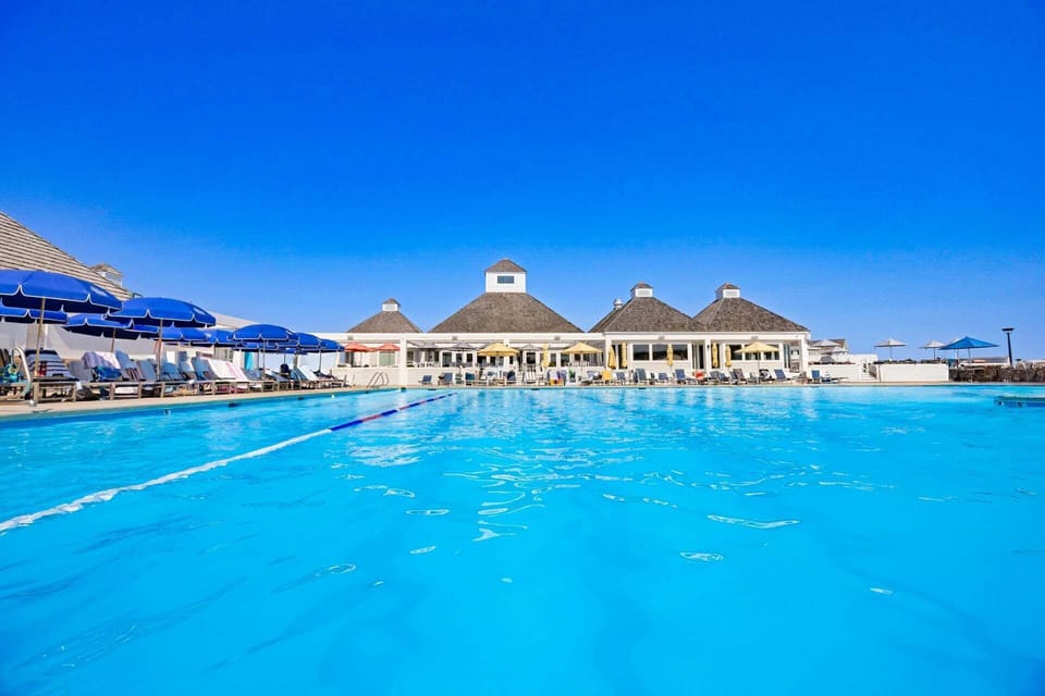 Village At Nags Head Community Pool.