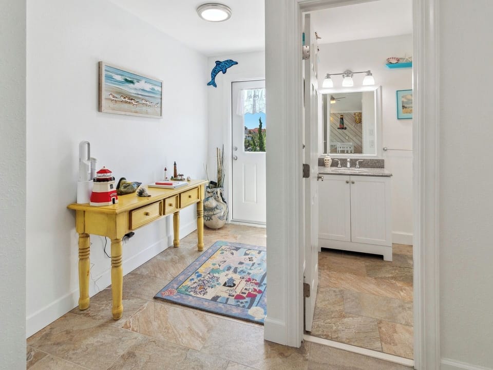 Enter in through the Top-Level Entrance - Hallway (Outside of the Full Hallway Bathroom)