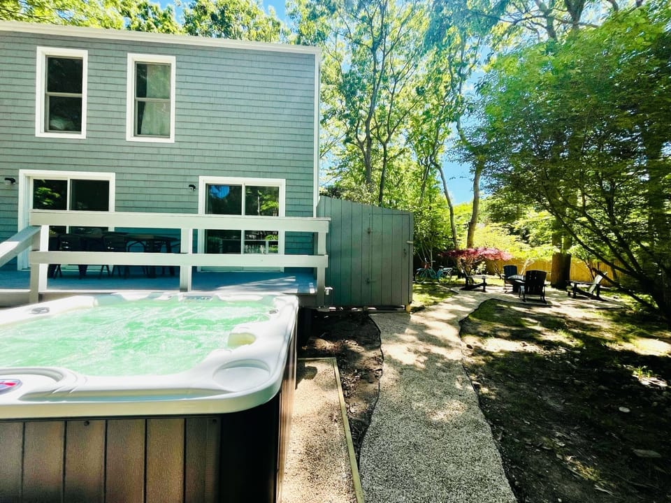 Hot Tub