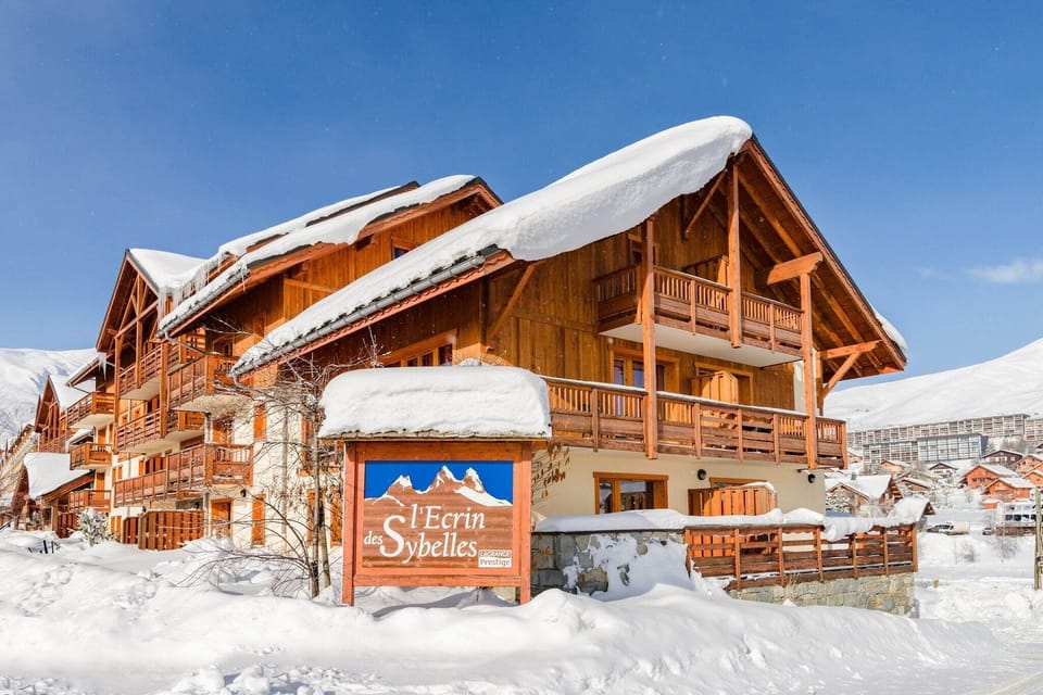 Holiday Home Exterior [winter]